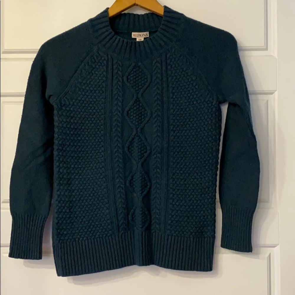 Knit sweater
